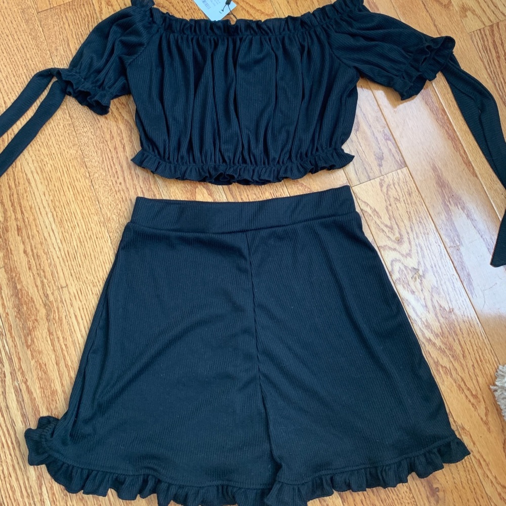 Boohoo Ribbed Off Shoulder Crop Top and Shorts Set